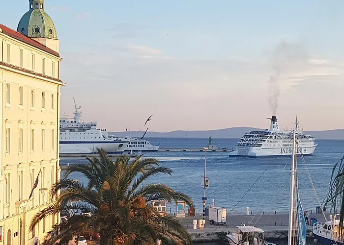 Riva Palace Σπλιτ