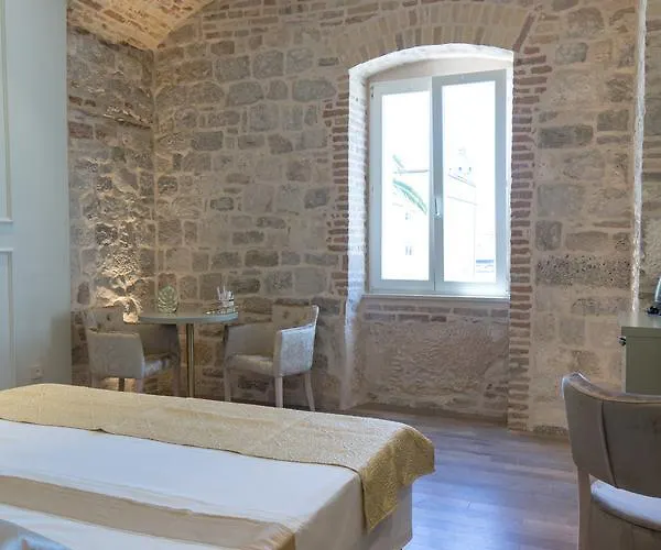 Πανσιόν Riva Palace Σπλιτ