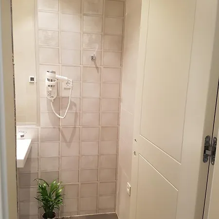 Riva Palace بيت ضيافة سبليت