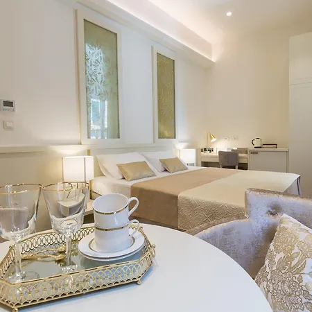 Riva Palace بيت ضيافة سبليت